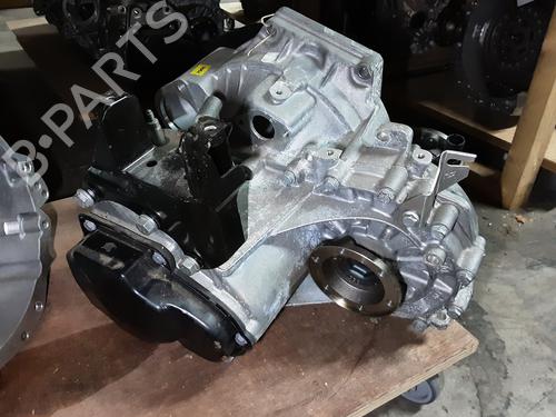 Gearbox VW POLO IV Saloon (9A4, 9A2, 9N2, 9A6) 1.4 | BP26681688M3 