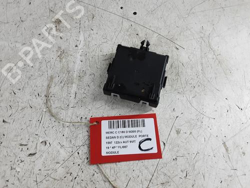 Used Control unit Control unit MERCEDES-BENZ C-CLASS (W205) C 180 d (205.000) (122 hp) 32248237 32248237