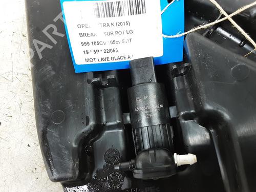 Used Washer pump Washer pump 39053117 39053117