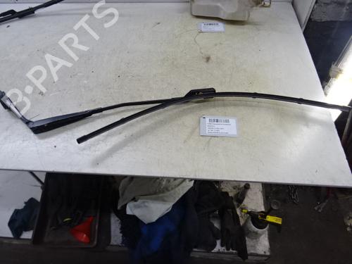 front-windshield-wiper-arm-ford-focus-iii-turnier-2010-2011-2012-2013-2014-2015-2016-2017-2018-2019-2020-32243195 main image