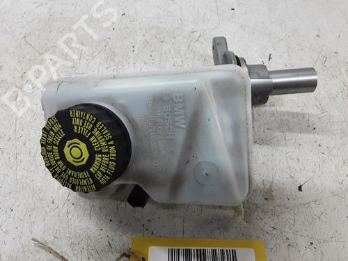 Brake master cylinder BMW 1 (F40) 118 i | BP39384628M77 - Image 2
