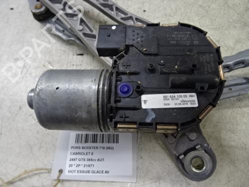 Used Front wiper motor PORSCHE 718 BOXSTER (982) 2.5 GTS (982340, 982341, 982380) (365 hp) 20270845