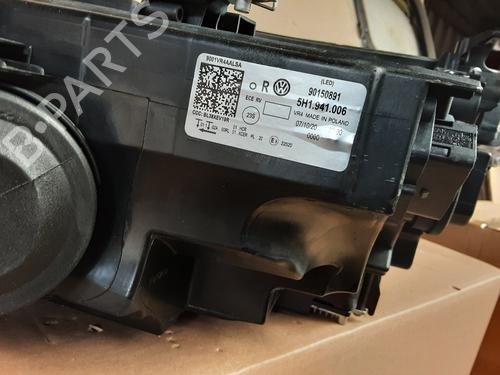 Right headlight VW GOLF VIII (CD1, DA1) 2.0 TDI | BP28604039C29 - Image 3
