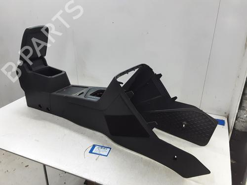 Used Middle console Middle console VW TIGUAN (AD1, AX1) 2.0 TDI (150 hp) 39056122 39056122