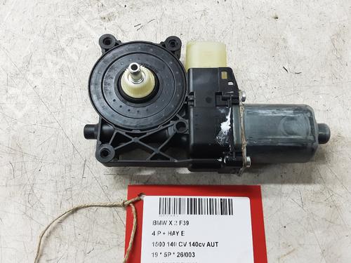 Used Left front window motor BMW X2 (F39) sDrive 18 i (140 hp) 32224926