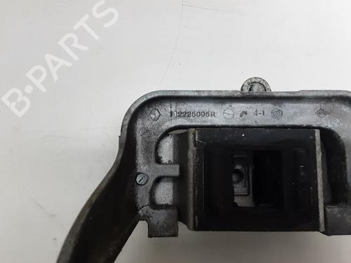 Support de moteur RENAULT MASTER III Van (FV) 2.3 dCi 150 FWD (FV0F, FV03, FV09) (150 hp) 20287392