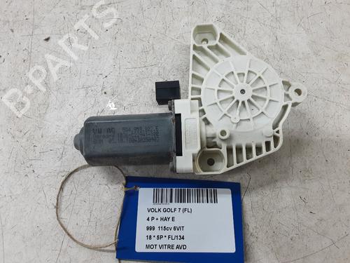 Used Right front window motor VW GOLF VII (5G1, BQ1, BE1, BE2) 1.0 TSI (115 hp) 32245495