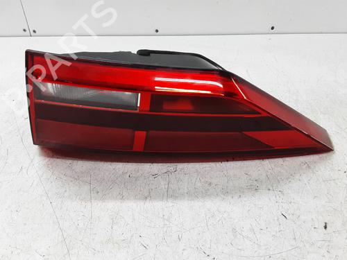 right-tailgate-light-audi-q3-f3b-35-tfsi-mild-hybrid-83a945076-2018-20286862 main image