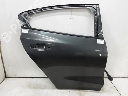 Dør højre bagtil Dør højre bagtil FORD FOCUS IV (HN) 1.0 EcoBoost mHEV (125 hp) 37633358 37633358