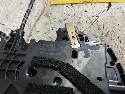 Front right lock RENAULT CLIO V (B7_) 1.0 TCe 100 (B7MT) | BP32244794C97 - Image 3