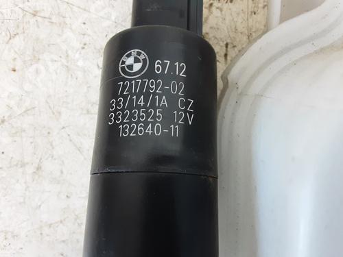 Motor do esguicho Motor do esguicho BMW 2 Coupe (F22, F87) 220 d (184 hp) 39057851 39057851