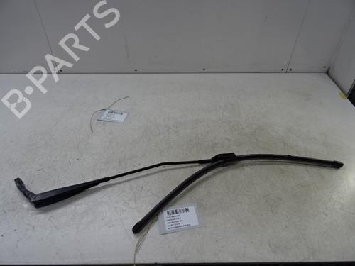 Used Front windshield wiper arm PEUGEOT PARTNER Tepee 1.2 THP (110 hp) 29314397