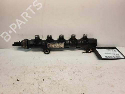 Used Injection rail Injection rail PEUGEOT 308 I (4A_, 4C_) 1.6 HDi (109 hp) 39965877 39965877