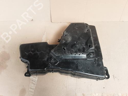 Used AdBlue tank VW TIGUAN (AD1, AX1) 1.4 TSI (150 hp) 28383344