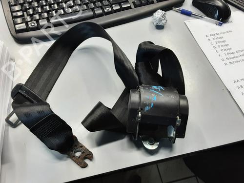 rear-right-seatbelt-audi-a3-limousine-8vs-8vm-2013-2014-2015-2016-2017-2018-2019-2020-2021-32243959 main image