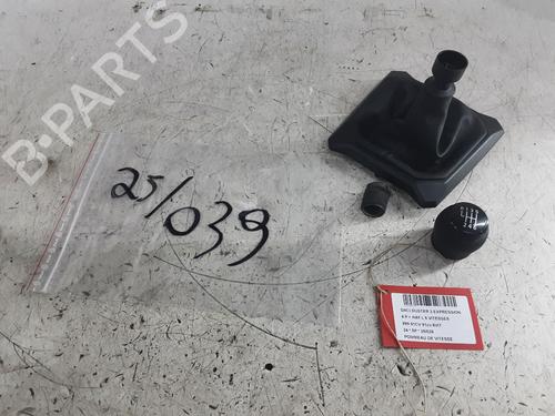 Used Shift knob DACIA DUSTER (PYM_, PYN_) 1.0 ECO G-100 (101 hp) 32629672