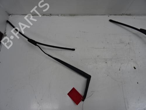 Used Front windshield wiper arm Front windshield wiper arm RENAULT SCÉNIC II (JM0/1_) 1.5 dCi (JM1E, JM16) (106 hp) 39053680 39053680