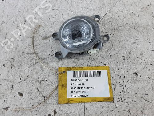 right-front-fog-light-toyota-c-hr-_x1_-2016-32248459 main image