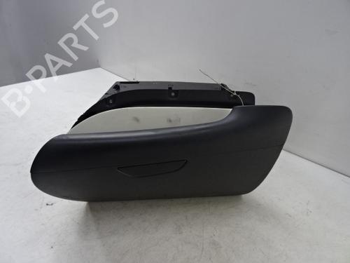 Used Glove box Glove box 39056352 39056352