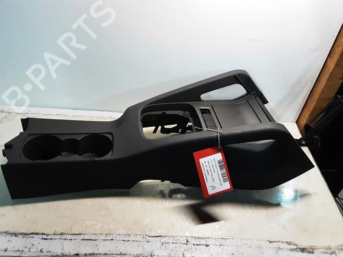 Used Middle console Middle console 23503750 23503750