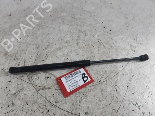 Used Hood lift support BMW X2 (F39) xDrive 25 e Plug-in-Hybrid (220 hp) 32161161