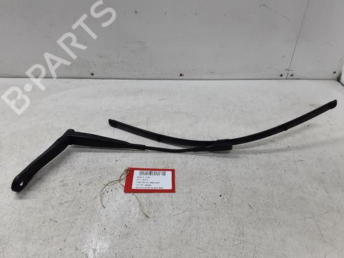 Front windshield wiper arm BMW X2 (F39) sDrive 18 i | BP32224918C143
