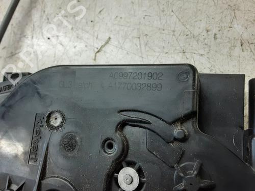 Front left lock MERCEDES-BENZ A-CLASS (W177) A 250 e (177.086) | BP33007770C98 - Image 2
