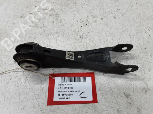 Venstre bagtil bærearm Venstre bagtil bærearm MERCEDES-BENZ A-CLASS (W177) A 200 d (177.012) (150 hp) 33247570 33247570