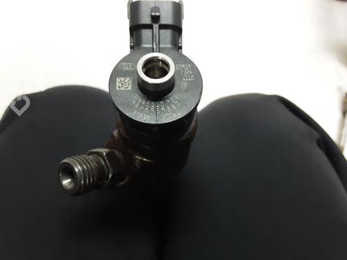 injector-ds-ds-3-ds-3-crossback-ur_-uc_-uj_-2018-32247972 main image