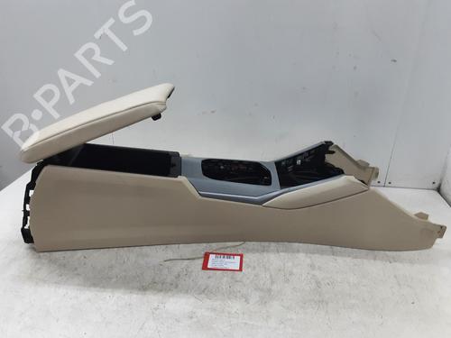 Console centrale BMW 3 (G20, G80, G28) 318 d (150 hp) 32247751