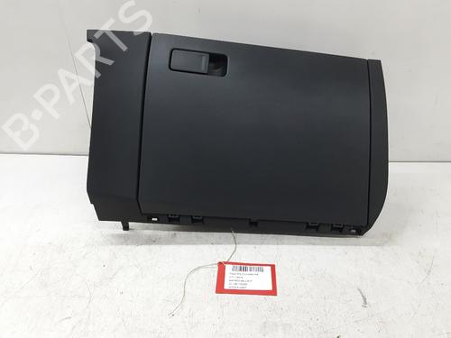 Used Glove box VW POLO VI (AW1, BZ1, AE1) 1.0 TSI (95 hp) 23644435