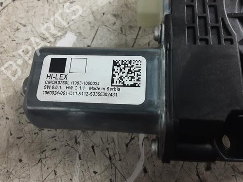 Left front window motor BMW 1 (F40) 118 i | BP31936716E21 - Image 3