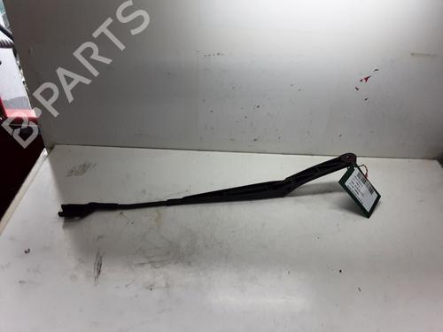 Used Front windshield wiper arm VW GOLF V (1K1) 1.6 FSI (115 hp) 23503719