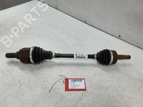 Used Left front driveshaft PEUGEOT 2008 II (UD_, US_, UY_, UJ_, UR_, UC_) 1.2 PureTech 130 (USHNS, URHNS) (130 hp) 23644448