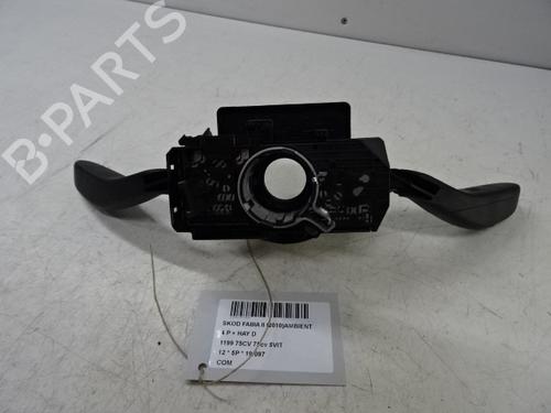 switch-skoda-fabia-ii-542-2006-2007-2008-2009-2010-2011-2012-2013-2014-39053975 main image