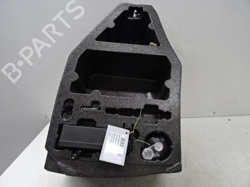 Reservehjul kit Reservehjul kit SEAT IBIZA V (KJ1, KJG) 1.0 (75 hp) 39055986 39055986