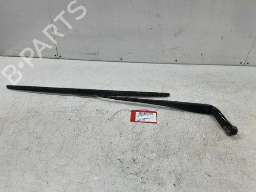 front-windshield-wiper-arm-toyota-corolla-hatchback-_e21_-_ea1_-_eh1_-2018-32247450 main image