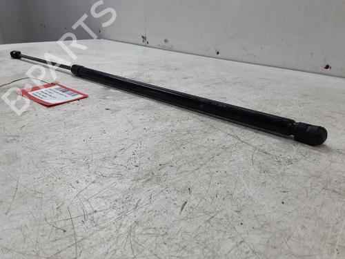 hood-lift-support-audi-a3-sportback-8ya-8yf-2019-33678285 main image