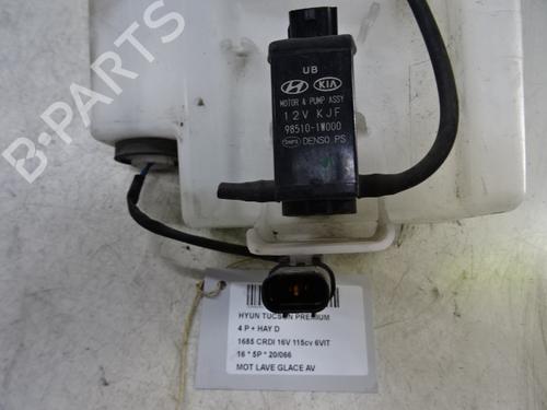 Used Washer pump Washer pump HYUNDAI TUCSON (TL, TLE) 1.7 CRDi (116 hp) 39053090 39053090