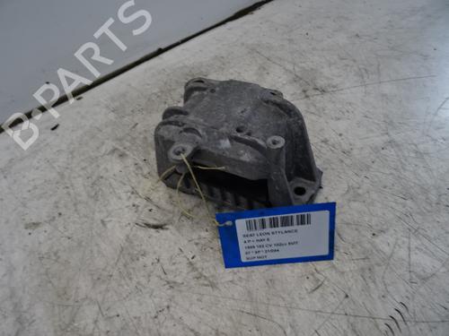 Used Engine mount Engine mount 39054798 39054798