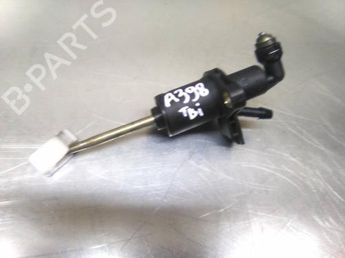 Used Clutch slave cylinder Clutch slave cylinder 19844627 19844627