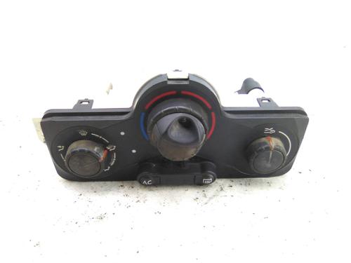 Used Climate control Climate control RENAULT MODUS / GRAND MODUS (F/JP0_) 1.5 dCi (FP0E, JP0E) (65 hp) 19844753 19844753