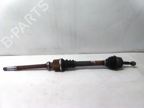 Used Right front driveshaft Right front driveshaft PEUGEOT 206 Hatchback (2A/C) 1.1 i (60 hp) 19845854 19845854