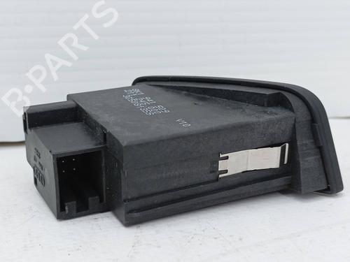 Warning switch AUDI A4 B8 (8K2) 2.0 TDI | BP21044910I22 - Image 2
