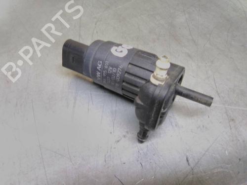 Used Washer pump Washer pump VW GOLF VI (5K1) 1.6 TDI (90 hp) 19846136 19846136