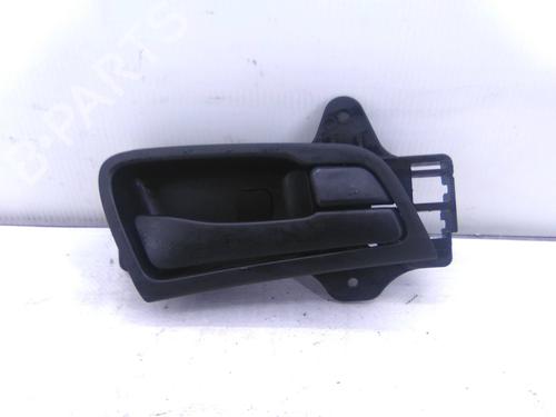 Used Rear right interior door handle Rear right interior door handle HYUNDAI i30 (FD) 1.6 CRDi (90 hp) 19846151 19846151