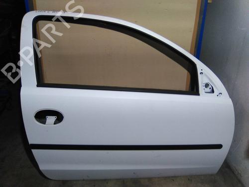 Used Right front door Right front door OPEL CORSA C (X01) 1.3 CDTI (F08, F68) (70 hp) 19846223 19846223