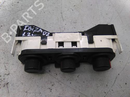 Used Climate control Climate control SEAT IBIZA III (6L1) 1.2 (64 hp) 19846500 19846500
