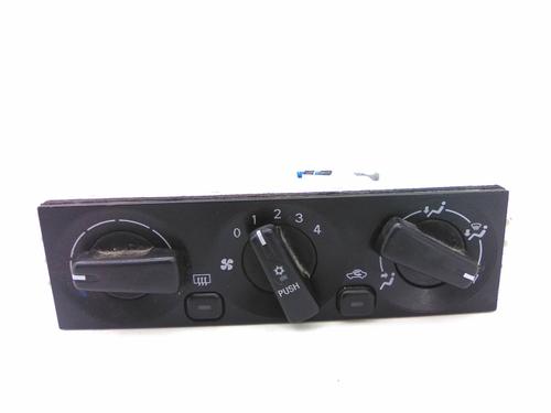Used Climate control Climate control MITSUBISHI SPACE STAR MPV (DG_A) 1.3 16V (DG1A) (86 hp) 19847333 19847333