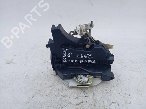 front-right-lock-mitsubishi-grandis-na_w-2003-2004-2005-2006-2007-2008-2009-2010-2011-23989799 main image